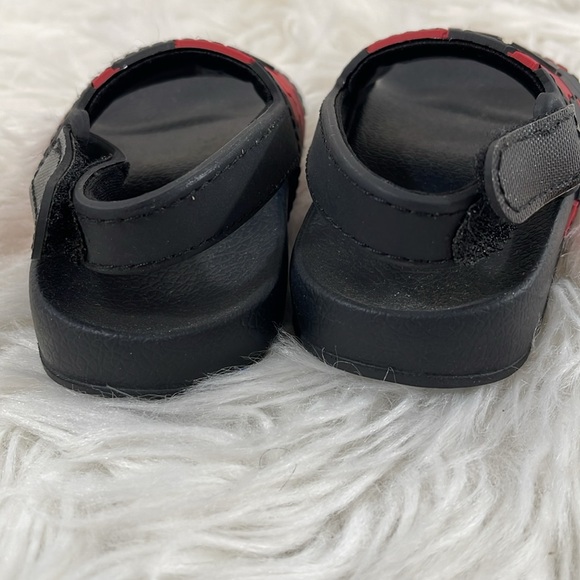 And1 Toddler Boy/Girl Size 5/6 Red Black Camo Velcro Strap Slide Sandals - Picture 3 of 10